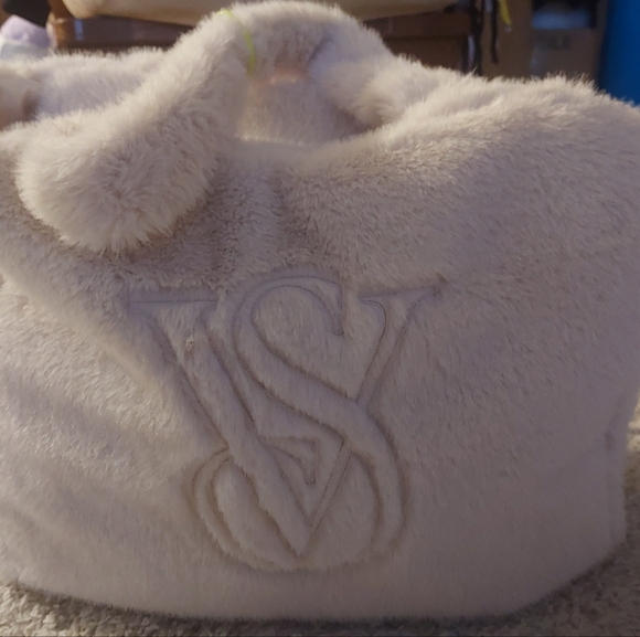 Victoria's Secret Handbags - Victoria's Secret Soft Cream Tote